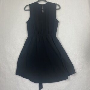 Rags to Wishes Womans M Dress C Black Tie At Wast Sleeveless V-Neck Linning